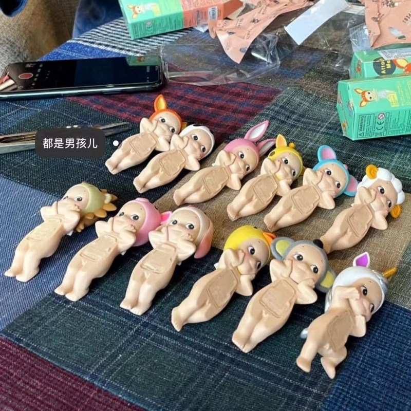 Boîte mystère de figurines min - Phone Accessories Blind Box avis et prix